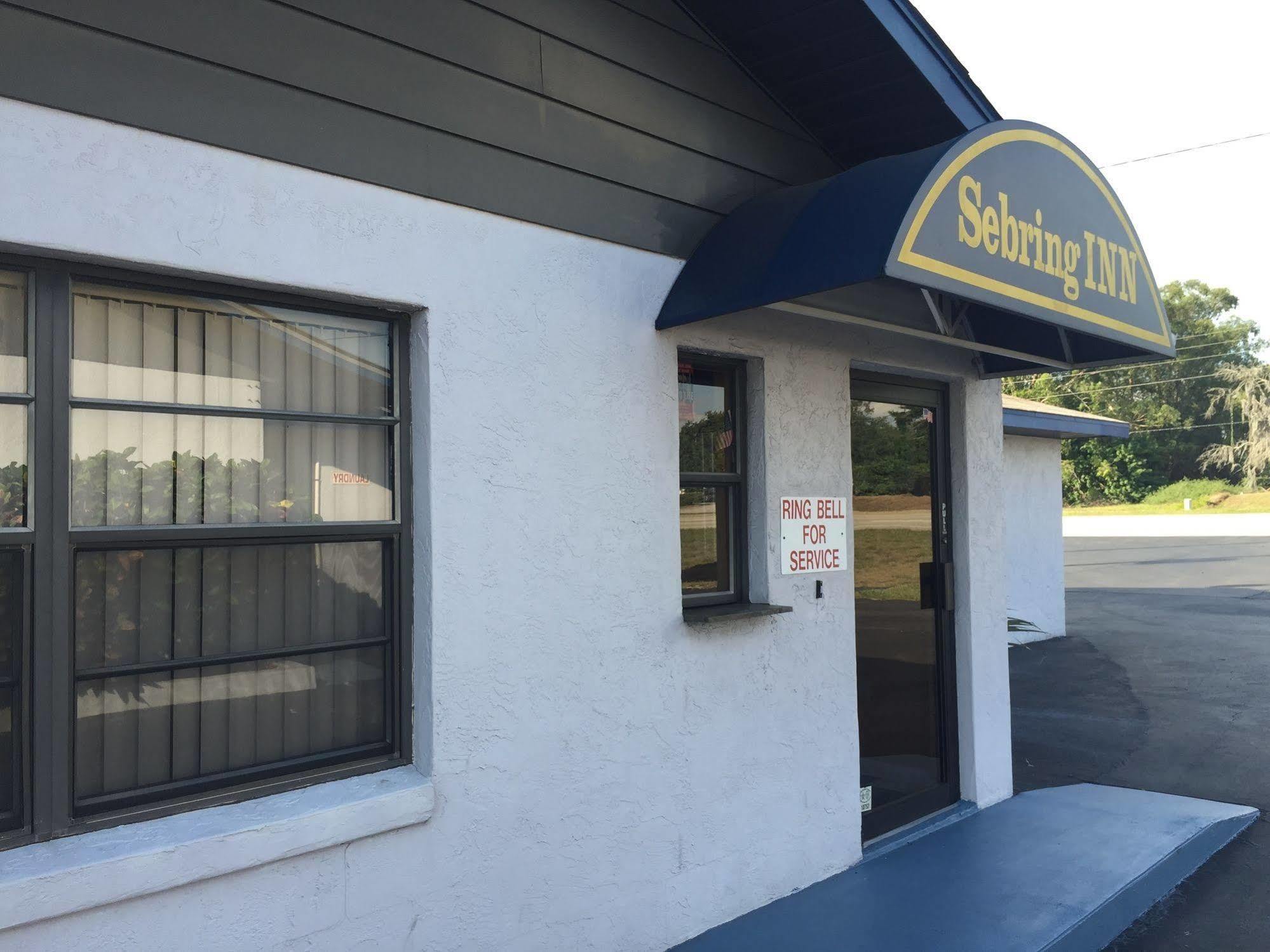 Sebring Inn Екстериор снимка